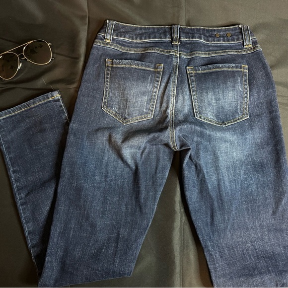 Women's Blue Jeans - Picture 3 of 5